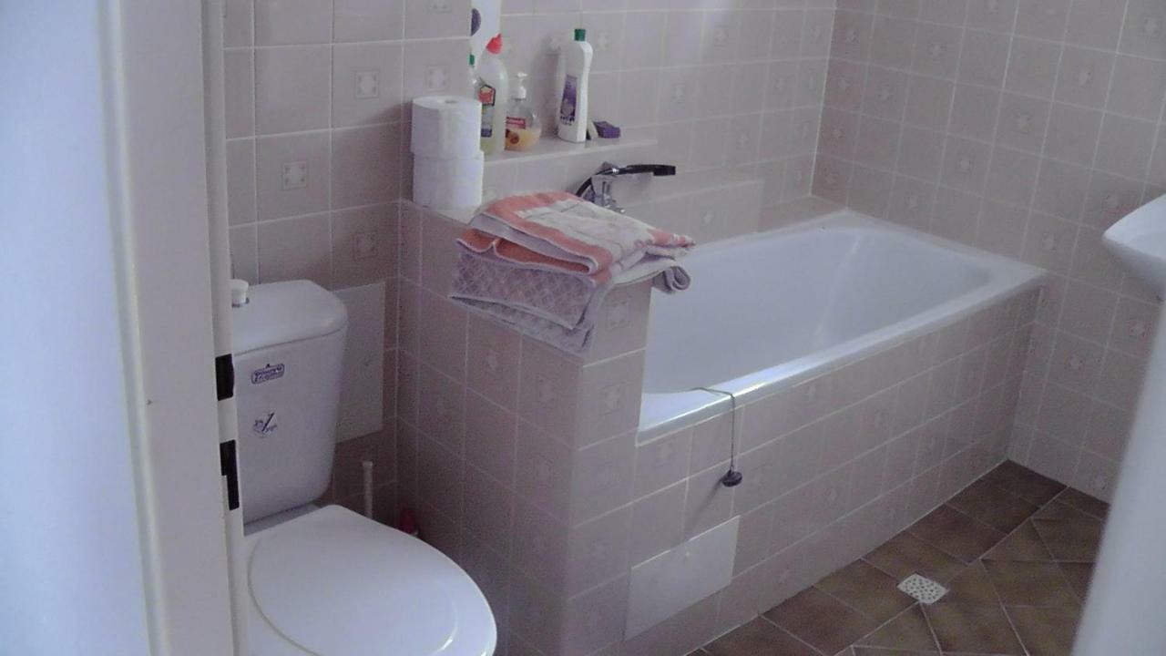 Apartman 6 Km Od Centra Banskej Bystrice Банска-Бистрица Экстерьер фото